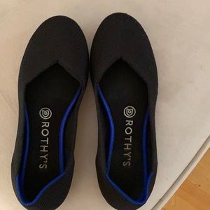 Rothy’s flat in black